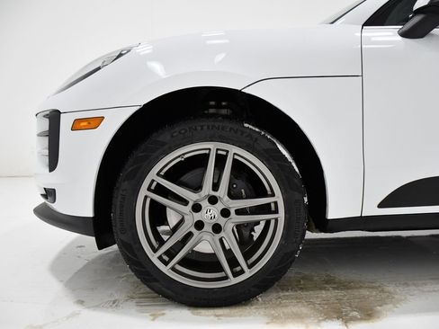 Used 2021 Porsche Macan image 7