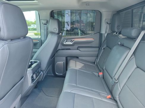 Used 2025 GMC Sierra 1500 Denali w/ Denali Reserve Package AWD/4WD image 16