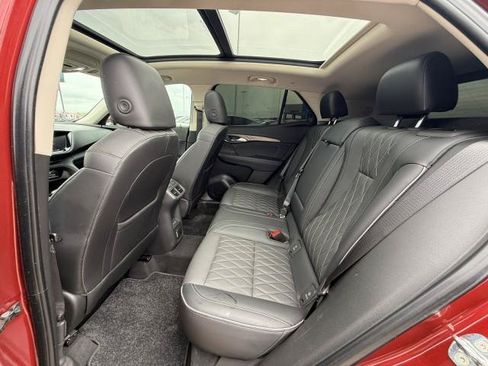 Used 2023 Buick Envision Avenir AWD/4WD image 32