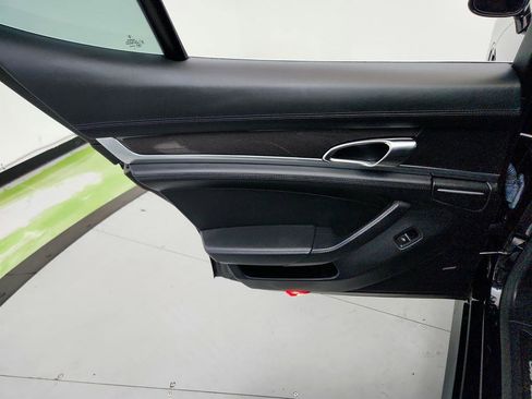 Used 2014 Porsche Panamera Turbo image 26