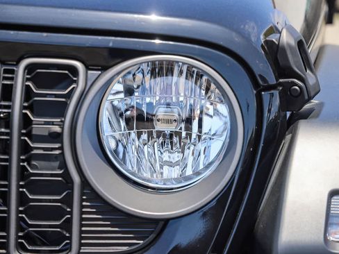 New 2026 Jeep Wrangler Unlimited Sport AWD/4WD image 8