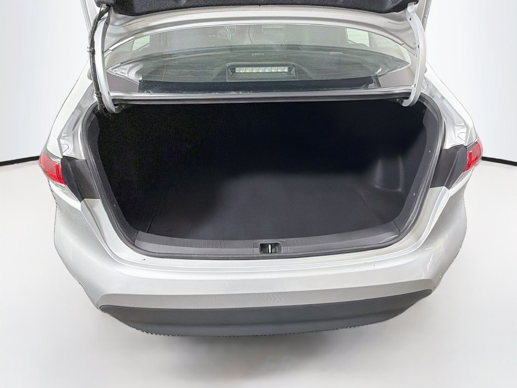 Used 2024 Toyota Corolla LE FWD image 26