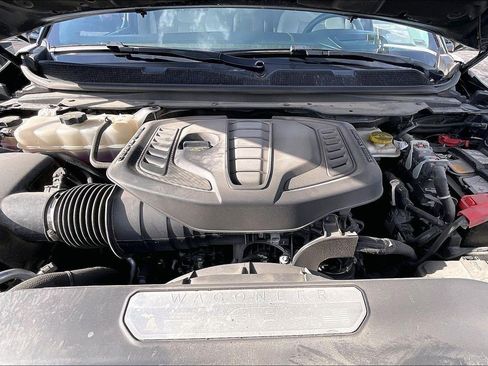 Used 2023 Jeep Wagoneer L Series III w/ Premium Group I AWD/4WD image 11