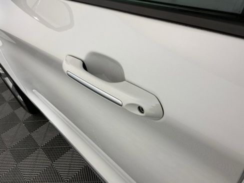 Used 2020 Ford Explorer Platinum image 14