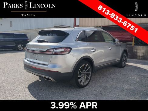 Used 2022 Lincoln Nautilus Reserve w/ Equipment Group 201A image 11