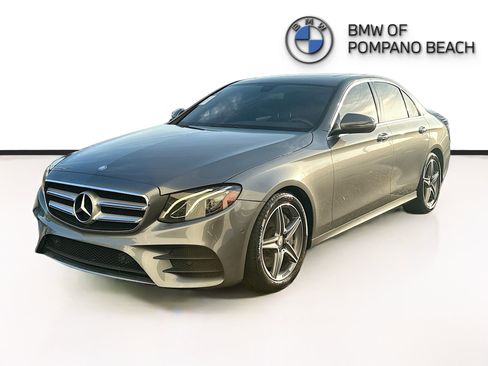 Used 2017 Mercedes-Benz E 300 E 300 image 3