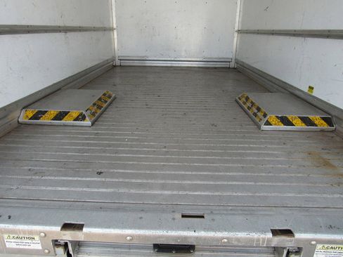 Used 2019 Ford Transit 350 156 DRW RWD image 20