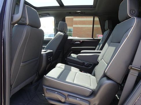 New 2026 Chevrolet Tahoe Premier w/ Sun And Tow Package AWD/4WD image 8