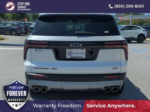 Used 2025 Chevrolet Traverse Z71 w/ Driver Confidence Package AWD/4WD image 6