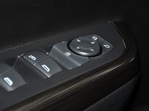 Used 2019 GMC Acadia SLT w/ Black Edition AWD/4WD image 34