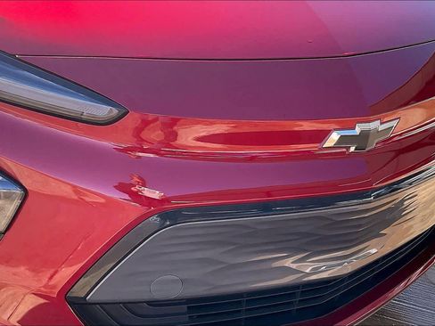 Certified 2023 Chevrolet Bolt EUV LT w/ Convenience Package image 29