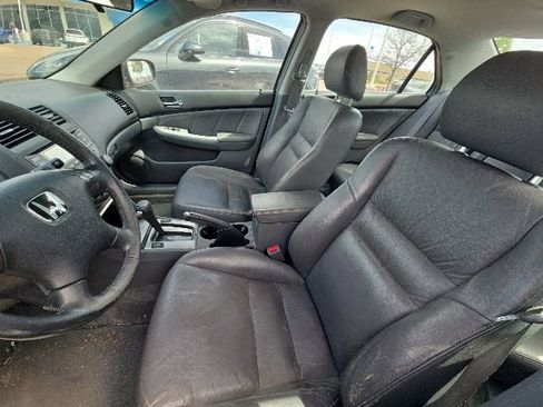 Used 2004 Honda Accord EX image 4