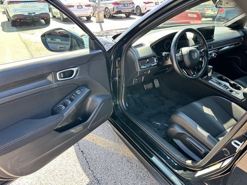 Used 2022 Honda Civic Sport image 12