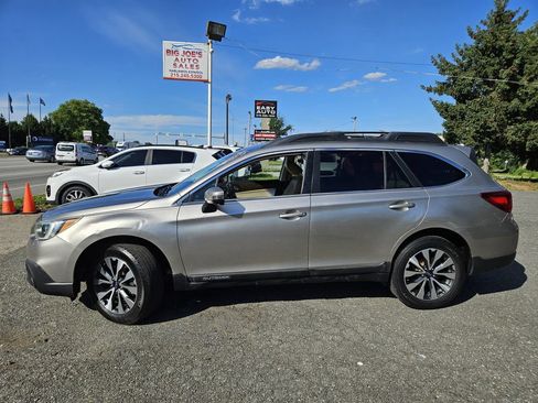 Used 2015 Subaru Outback 2.5i Limited AWD/4WD image 2