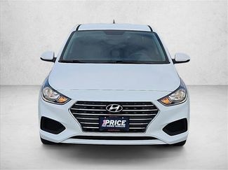Used 2021 Hyundai Accent SE video 2