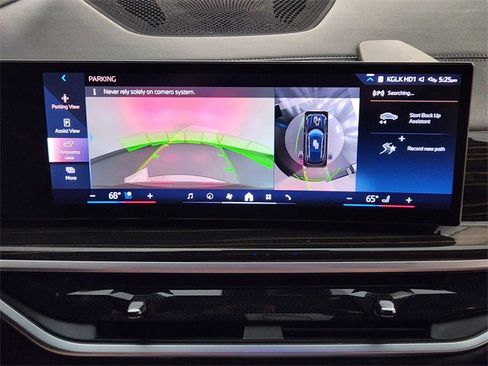 Used 2024 BMW X5 xDrive50e image 18