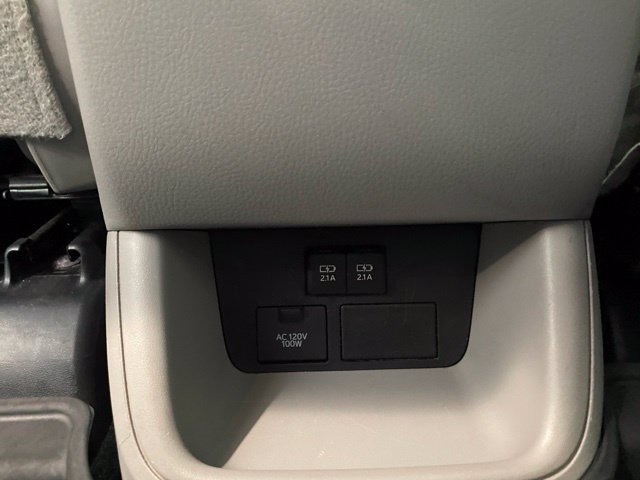 Used 2018 Toyota Highlander Limited w/ Protection Package #3 AWD/4WD image 24