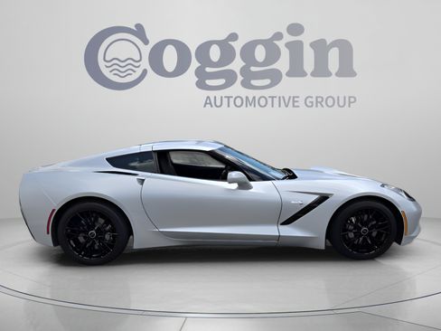 Used 2015 Chevrolet Corvette Stingray Coupe w/ 2LT Preferred Equipment Group RWD image 5