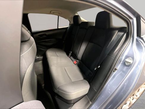 Used 2025 Toyota Corolla LE FWD image 21