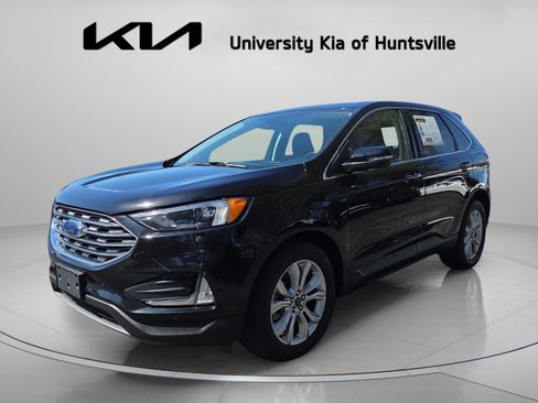 Used 2024 Ford Edge Titanium AWD/4WD image 3
