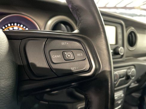 Used 2020 Jeep Wrangler Unlimited Sport S image 31