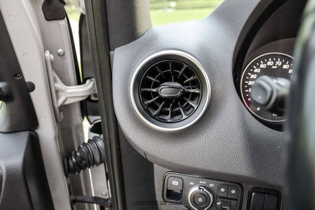 Used 2023 Mercedes-Benz Sprinter 2500 image 31