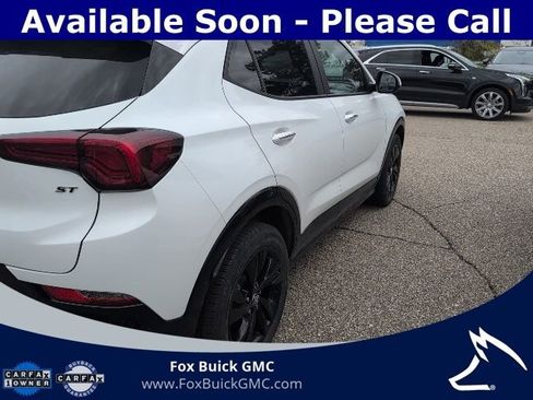 Used 2024 Buick Encore GX Sport Touring w/ Comfort Package AWD/4WD image 4