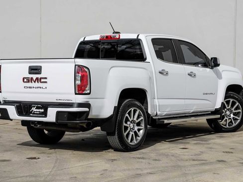 Used 2021 GMC Canyon Denali image 8