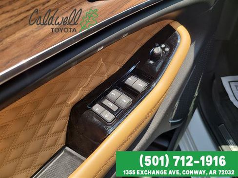 Used 2023 Jeep Grand Cherokee Summit AWD/4WD image 11