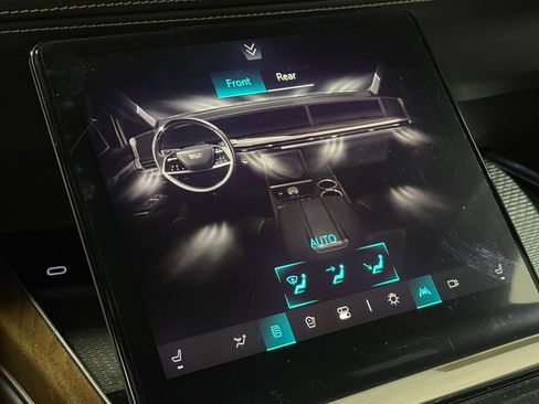 New 2026 Cadillac Escalade ESV Platinum Sport image 34