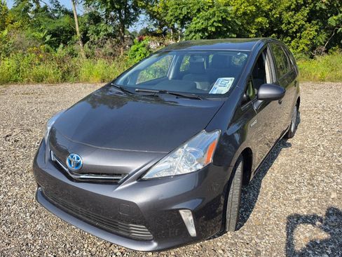 Used 2013 Toyota Prius V Three FWD image 1