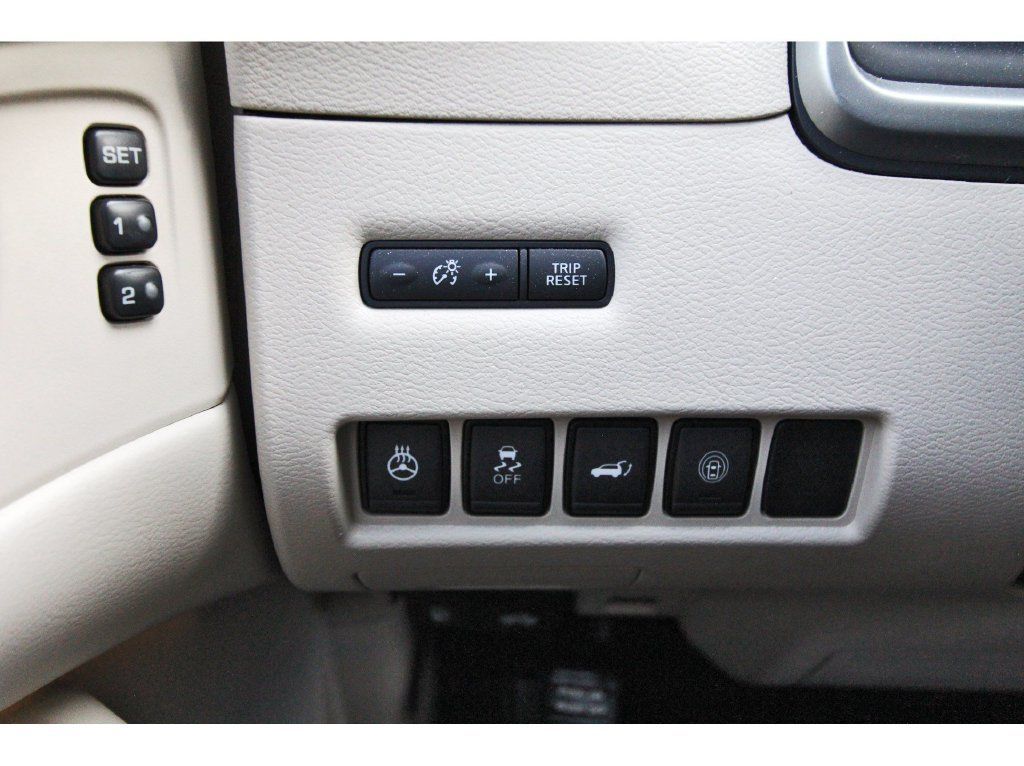 Used 2019 Nissan Murano Platinum w/ Cargo Package FWD image 23