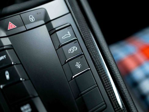 Used 2018 Porsche 911 GT3 image 60