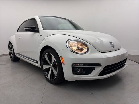 Used 2014 Volkswagen Beetle GSR image 1