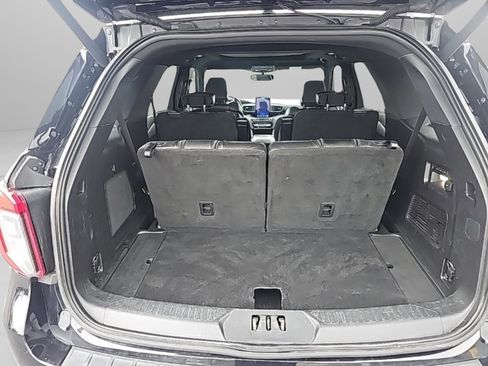 Used 2020 Ford Explorer ST w/ Premium Technology Package image 11