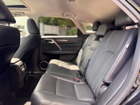 Used 2019 Lexus RX 350 AWD w/ Navigation Package image 23