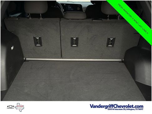 Certified 2026 Chevrolet Equinox LT FWD image 24