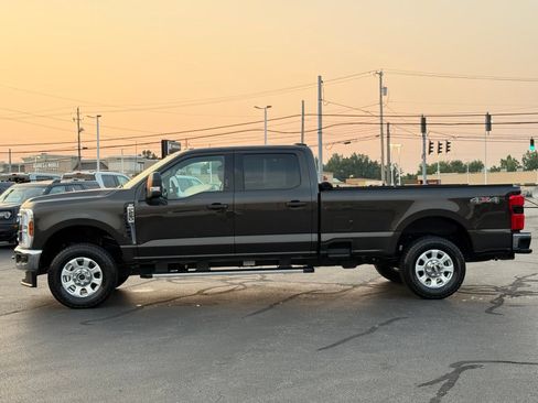 Used 2024 Ford F250 XLT w/ 360-Degree Camera Package AWD/4WD image 7