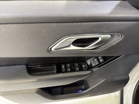 Used 2020 Land Rover Range Rover Velar R-Dynamic S image 15