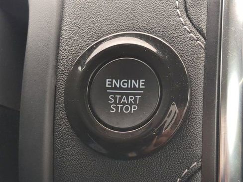 Used 2025 Ford Expedition Platinum w/ Driver's Package image 28