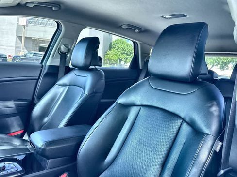 Used 2024 Kia Sportage EX FWD image 14