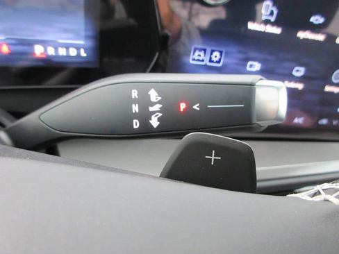 New 2026 Chevrolet Traverse LT w/ Sun and Wheel Package image 26