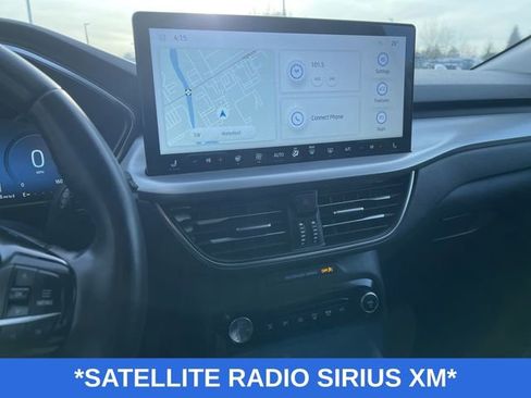 Used 2023 Ford Escape Platinum image 14