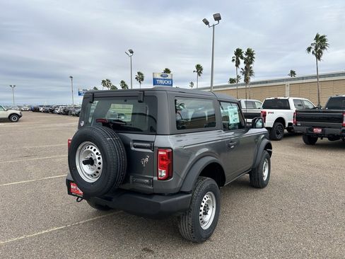 New 2025 Ford Bronco Base image 7