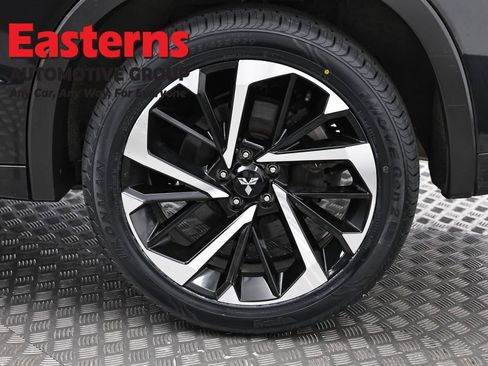 Used 2022 Mitsubishi Outlander SEL AWD/4WD image 34