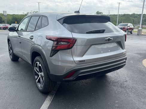 New 2026 Chevrolet Trax RS w/ Driver Confidence Package FWD image 3