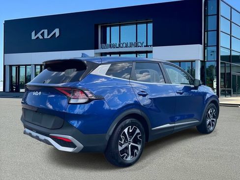 Certified 2023 Kia Sportage EX FWD image 6