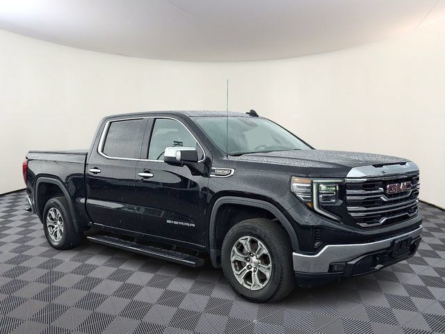 Used 2024 GMC Sierra 1500 SLT AWD/4WD image 1