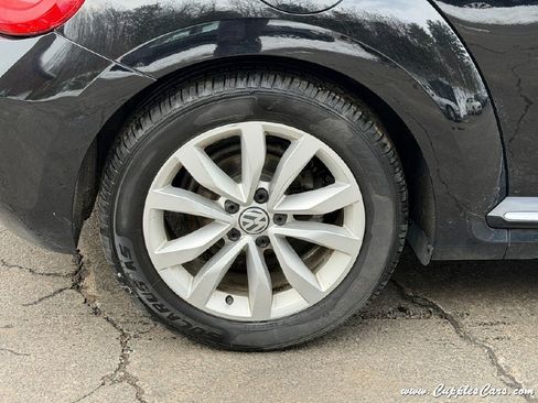Used 2014 Volkswagen Beetle TDI image 41
