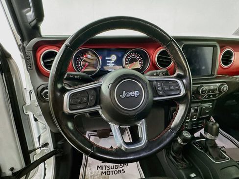 Used 2021 Jeep Wrangler Rubicon AWD/4WD image 12
